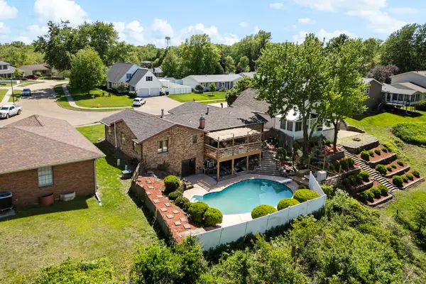 1705 85th AVE W, Rock Island, IL 61201