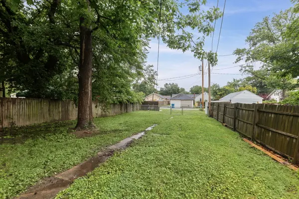 518 Cedar ST, Centralia, IL 62801