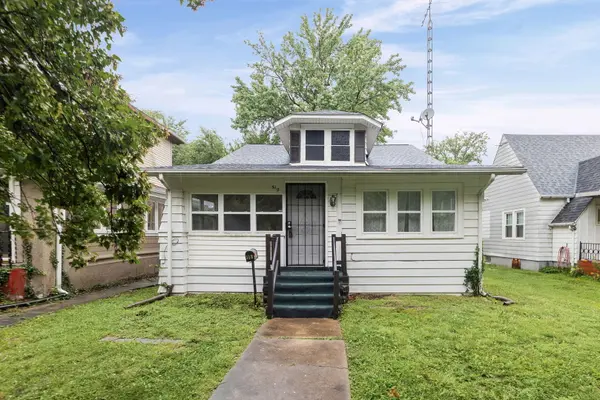 518 Cedar ST, Centralia, IL 62801
