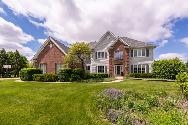 4N918 WEST WOODS DR, St. Charles, IL 60175
