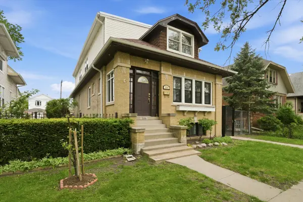 5019 N Kostner AVE, Chicago, IL 60630