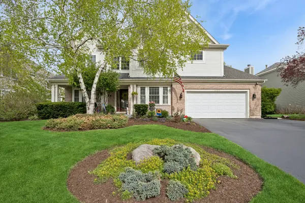 425 Inverness DR,  Gurnee,  IL 60031