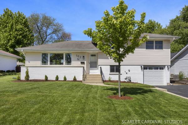 102 N Erie ST, Wheaton, IL 60187