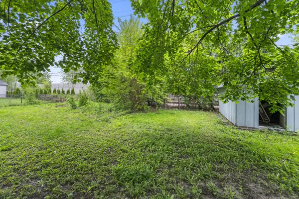 7809 Columbia DR, Bridgeview, IL 60455