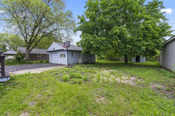7809 Columbia DR, Bridgeview, IL 60455