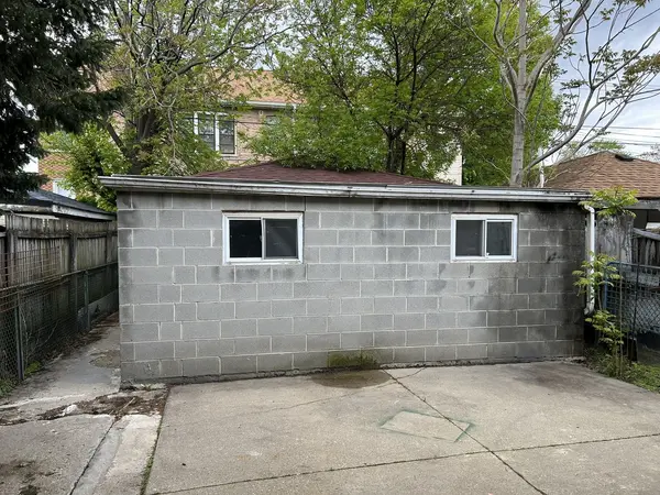3854 S Albany AVE, Chicago, IL 60632