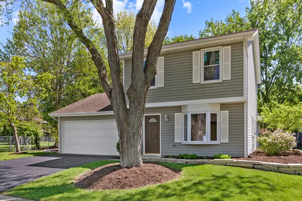 1640 Edinburgh CT, Aurora, IL 60504