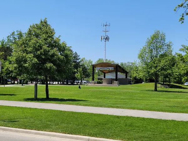 3641 Arden AVE, Brookfield, IL 60513
