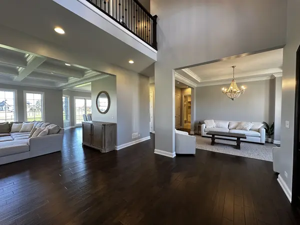23241 Sunburst PT, Frankfort, IL 60423