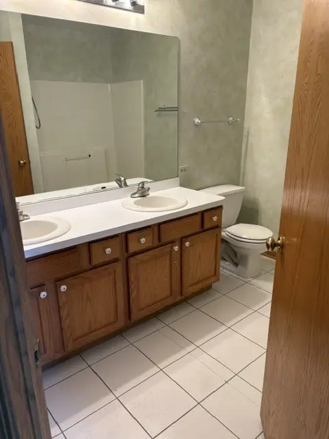 12 E 13th ST, Lombard, IL 60148