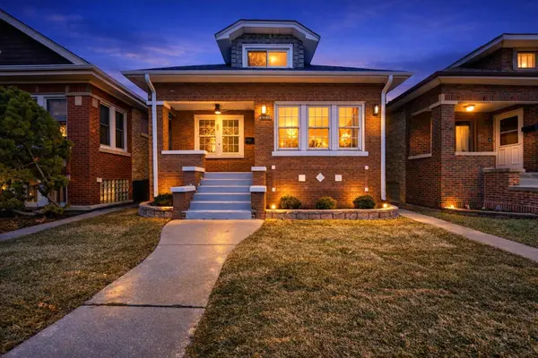 1445 East AVE, Berwyn, IL 60402