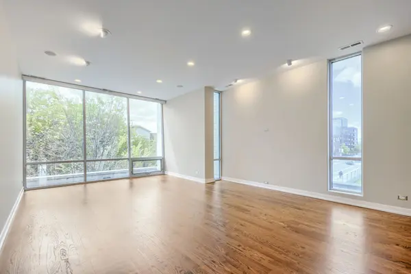 925 N Larrabee ST #2N, Chicago, IL 60610