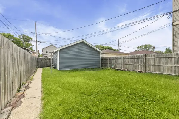 4915 W WINNEMAC AVE, Chicago, IL 60630
