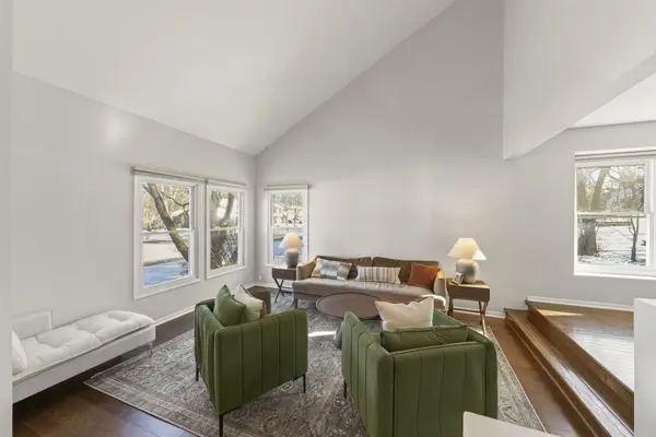 421 Cambridge WAY, Bolingbrook, IL 60440
