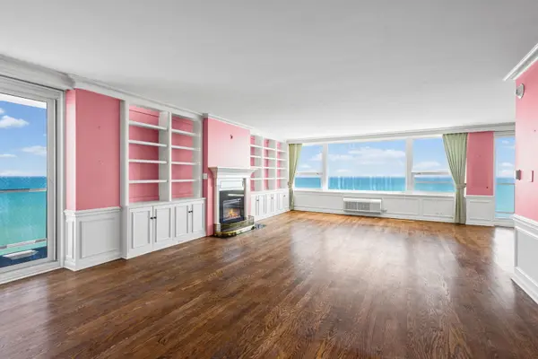 1630 Sheridan RD #10A, Wilmette, IL 60091