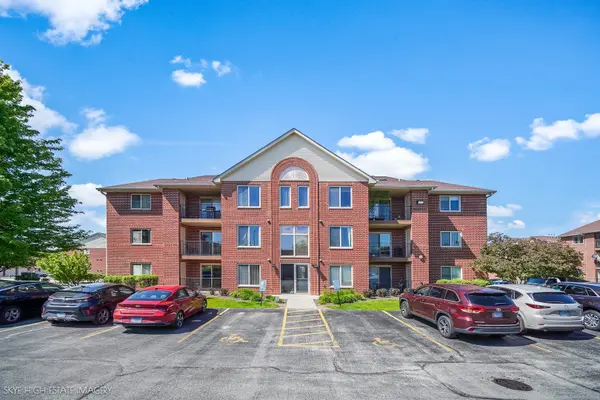 6975 Heritage CIR #1A, Orland Park, IL 60462