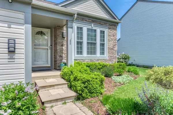 1767 Delta DR, Aurora, IL 60503