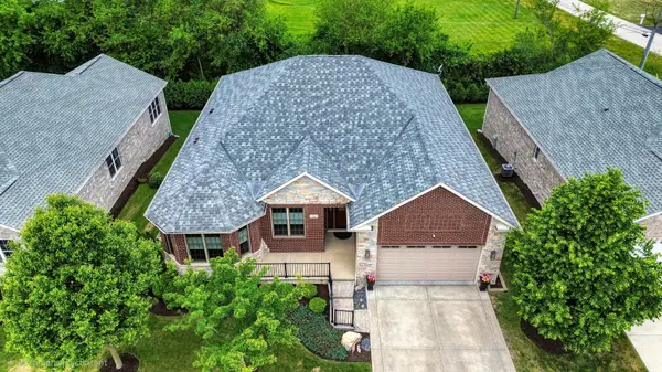 204 Donmor DR, Bloomingdale, IL 60108