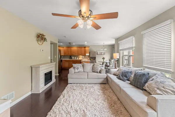 9203 W Westinghouse CT, Mokena, IL 60448