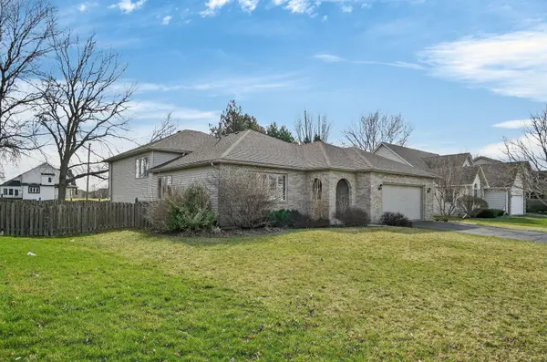 420 Windsor DR, Oswego, IL 60543