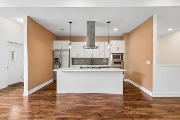 126 N Leamington AVE, Chicago, IL 60644