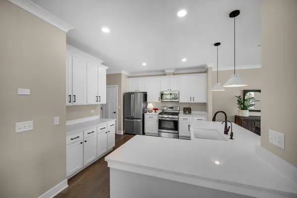 15502 W Springdale DR, Lockport, IL 60441