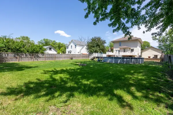 617 9th AVE, De Witt, IA 52472