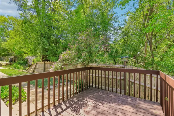782 Highview CT #C, Antioch, IL 60002