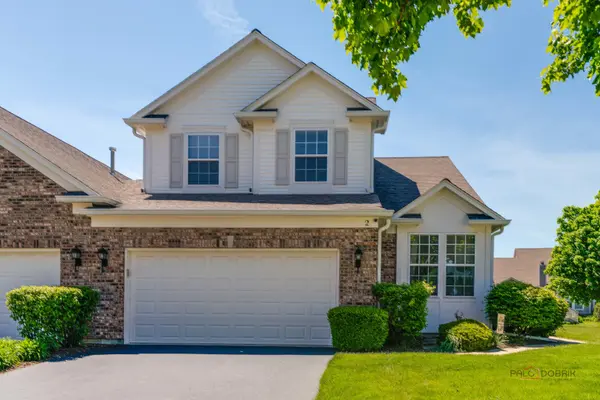 2 Tiverton CT,  Algonquin,  IL 60102