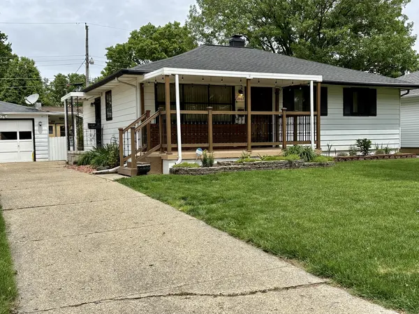 1807 Melanie LN,  Champaign,  IL 61821