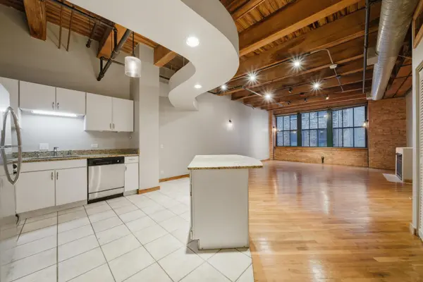 732 S Financial PL #713, Chicago, IL 60605