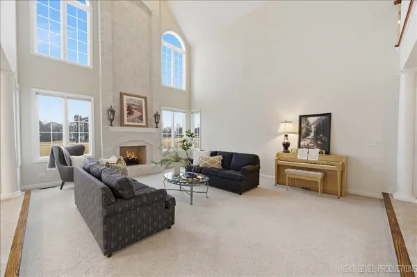 10N800 Highland TRL, Hampshire, IL 60140