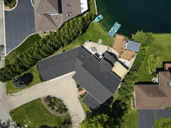9682 Reding CIR, Des Plaines, IL 60016