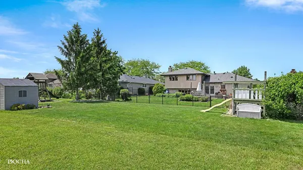 16149 Eagle Ridge DR, Tinley Park, IL 60477