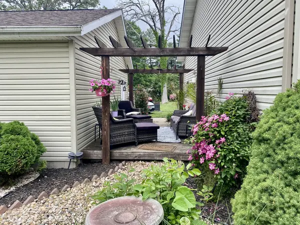 7645 Noltings RD, Centralia, IL 62801