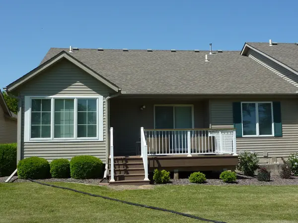 357 Country Club CT #0, Eldridge, IA 52748