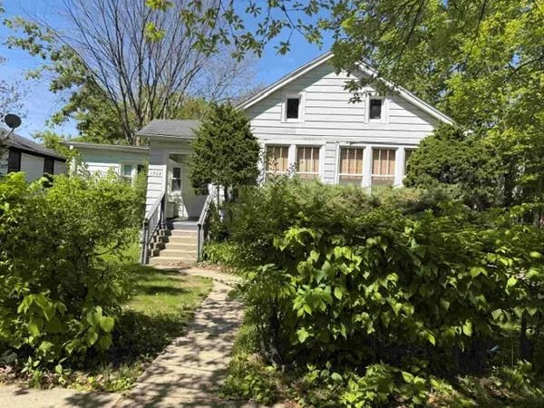 1728 Brown AVE, Evanston, IL 60201