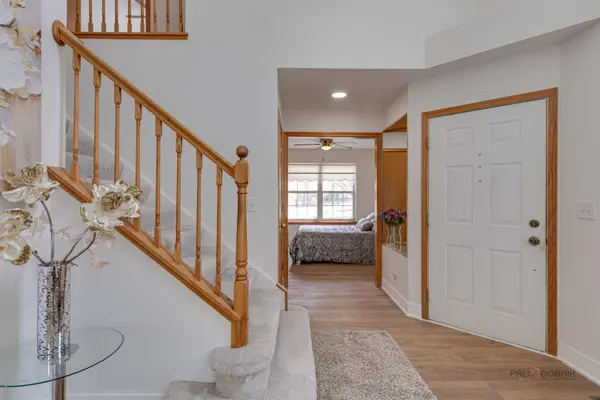 2944 Oak CT #2944, Schaumburg, IL 60193