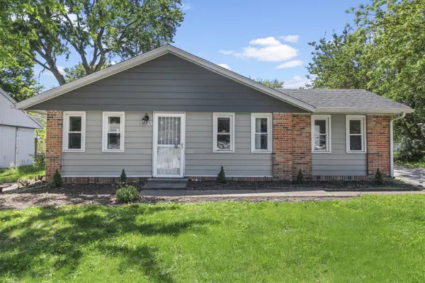 3213 Kimberly DR, Champaign, IL 61821