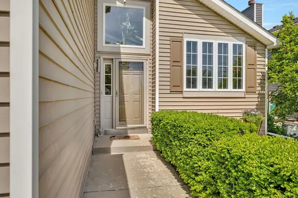 2501 RED OAK CT, Plainfield, IL 60586