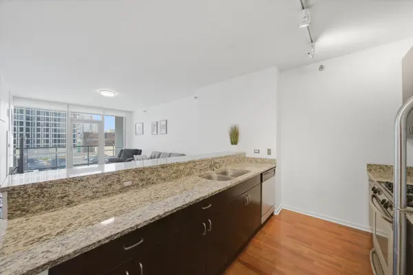 123 S Green ST #702B, Chicago, IL 60607
