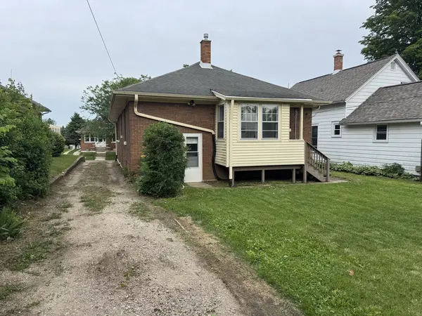 911 Clement ST, Joliet, IL 60435