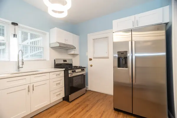 2226 W ARTHUR AVE #1, Chicago, IL 60645
