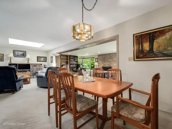 2111 Parkview CT, Wilmette, IL 60091