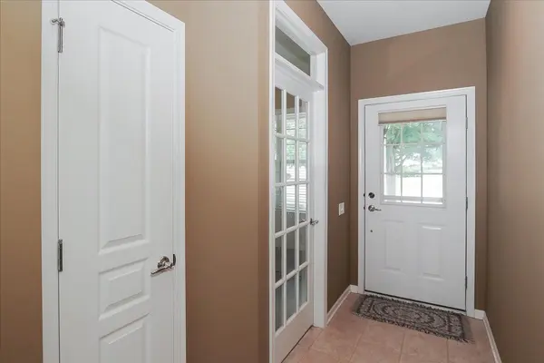 13024 Redstone DR, Huntley, IL 60142