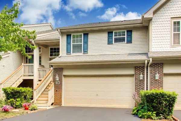 148 Meredith LN, Streamwood, IL 60107