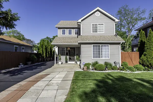 1615 N Sheridan RD, Waukegan, IL 60085