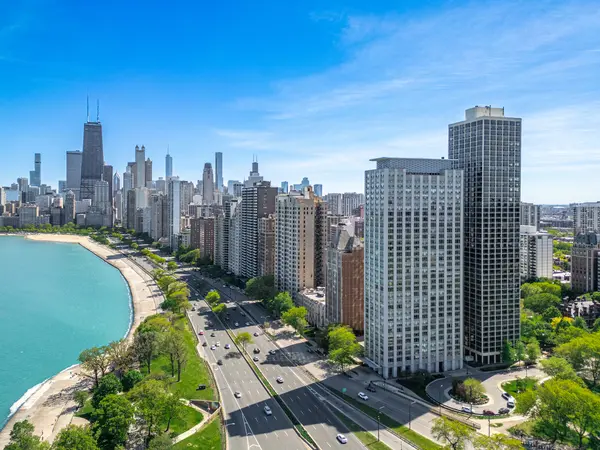 1550 N Lake Shore DR #25C, Chicago, IL 60610