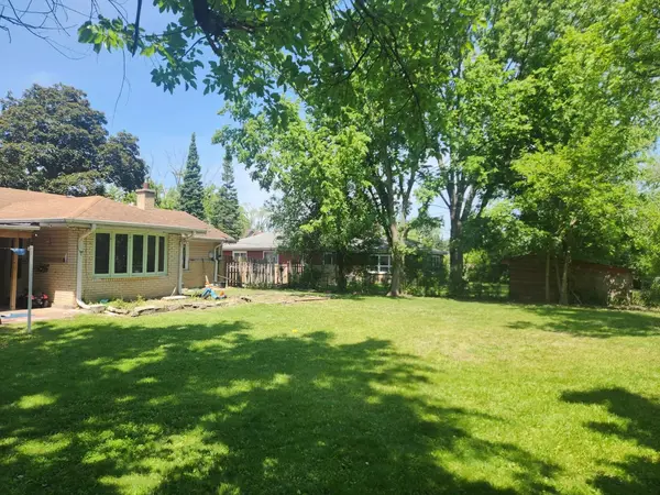 9425 MARGAIL AVE, Des Plaines, IL 60016