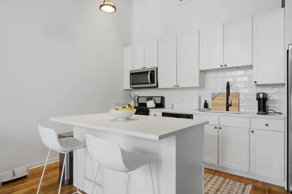 758 N Larrabee ST #514, Chicago, IL 60654